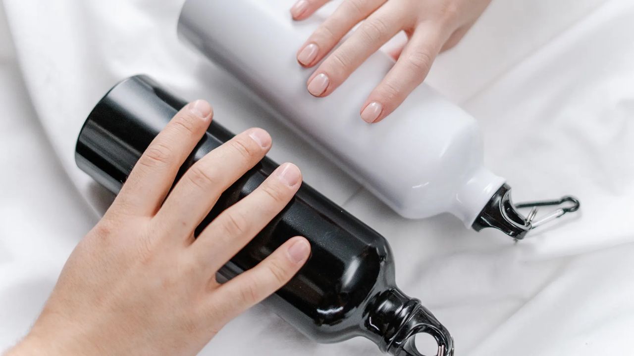 Benefits of Buying Water Bottles Directly from Manufacturers